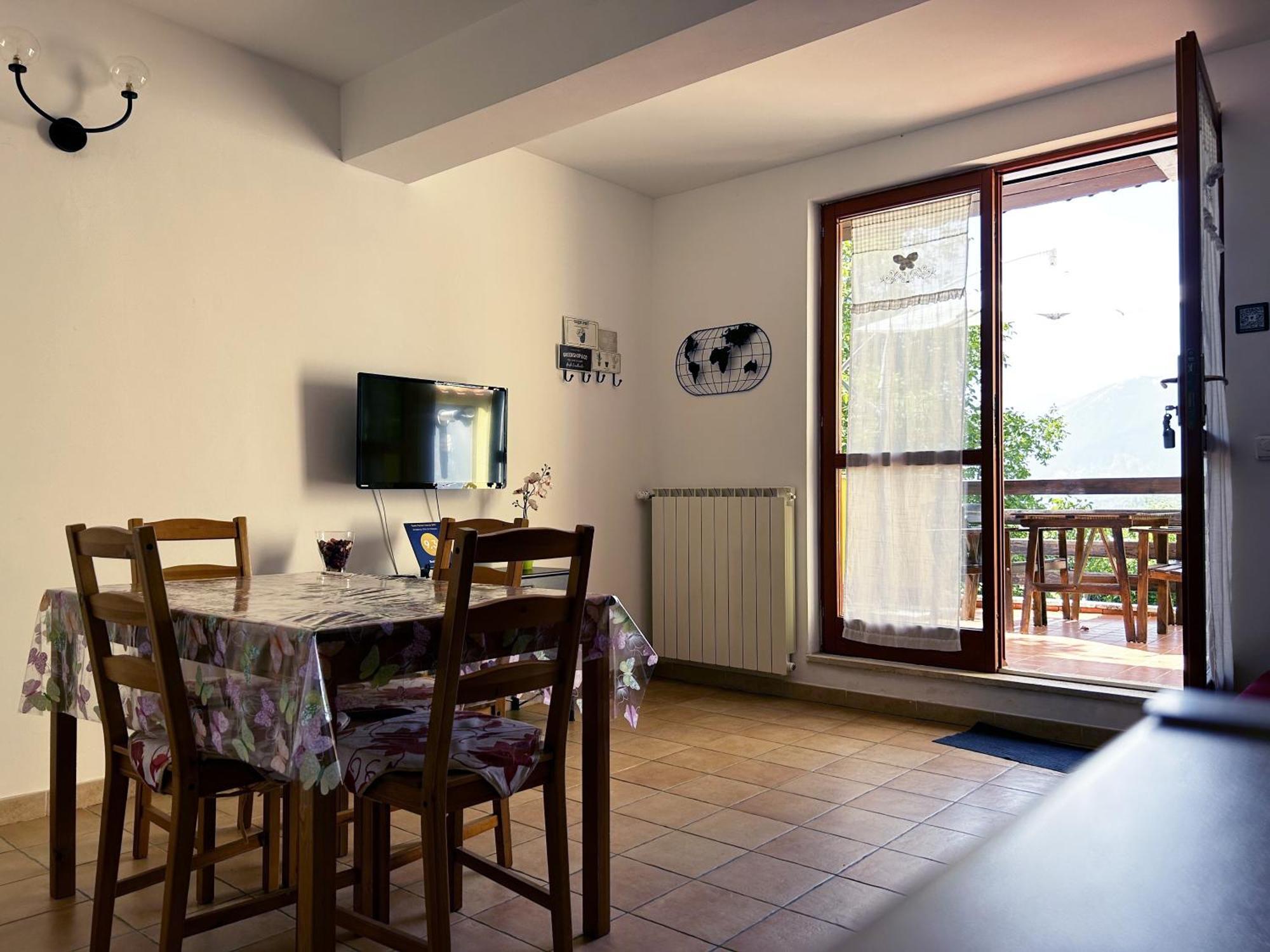 Ferienwohnung 4Flats In Orto Di Venanzio Barrea Exterior foto