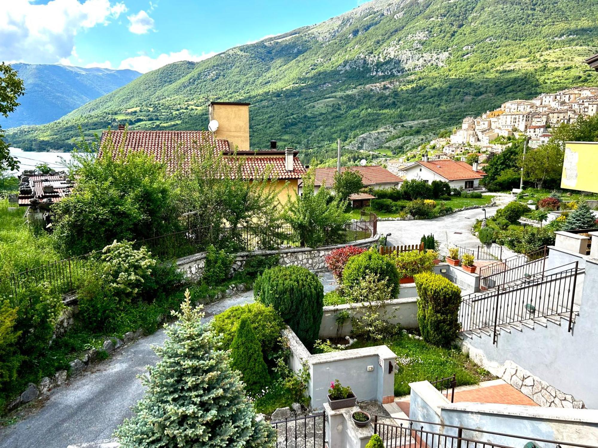 Ferienwohnung 4Flats In Orto Di Venanzio Barrea Zimmer foto