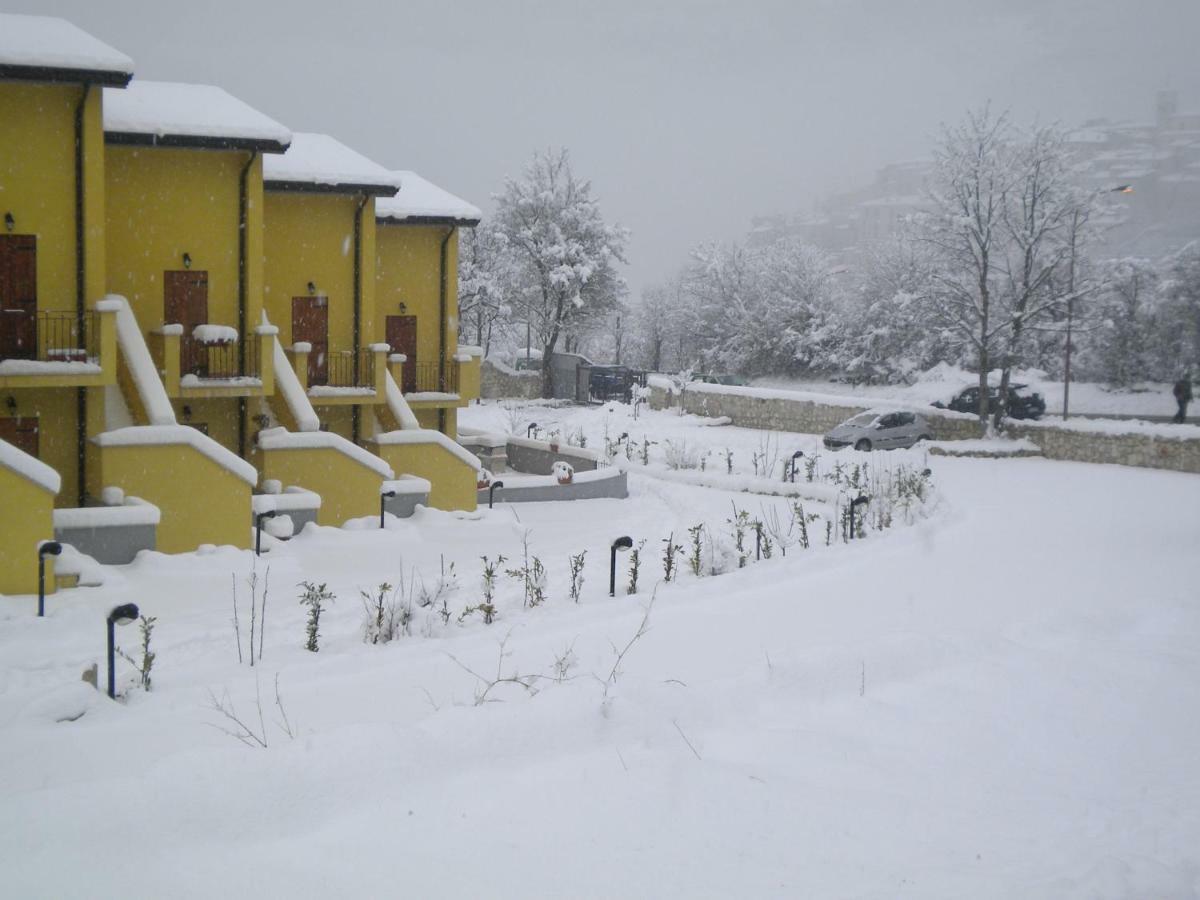 Ferienwohnung 4Flats In Orto Di Venanzio Barrea Exterior foto